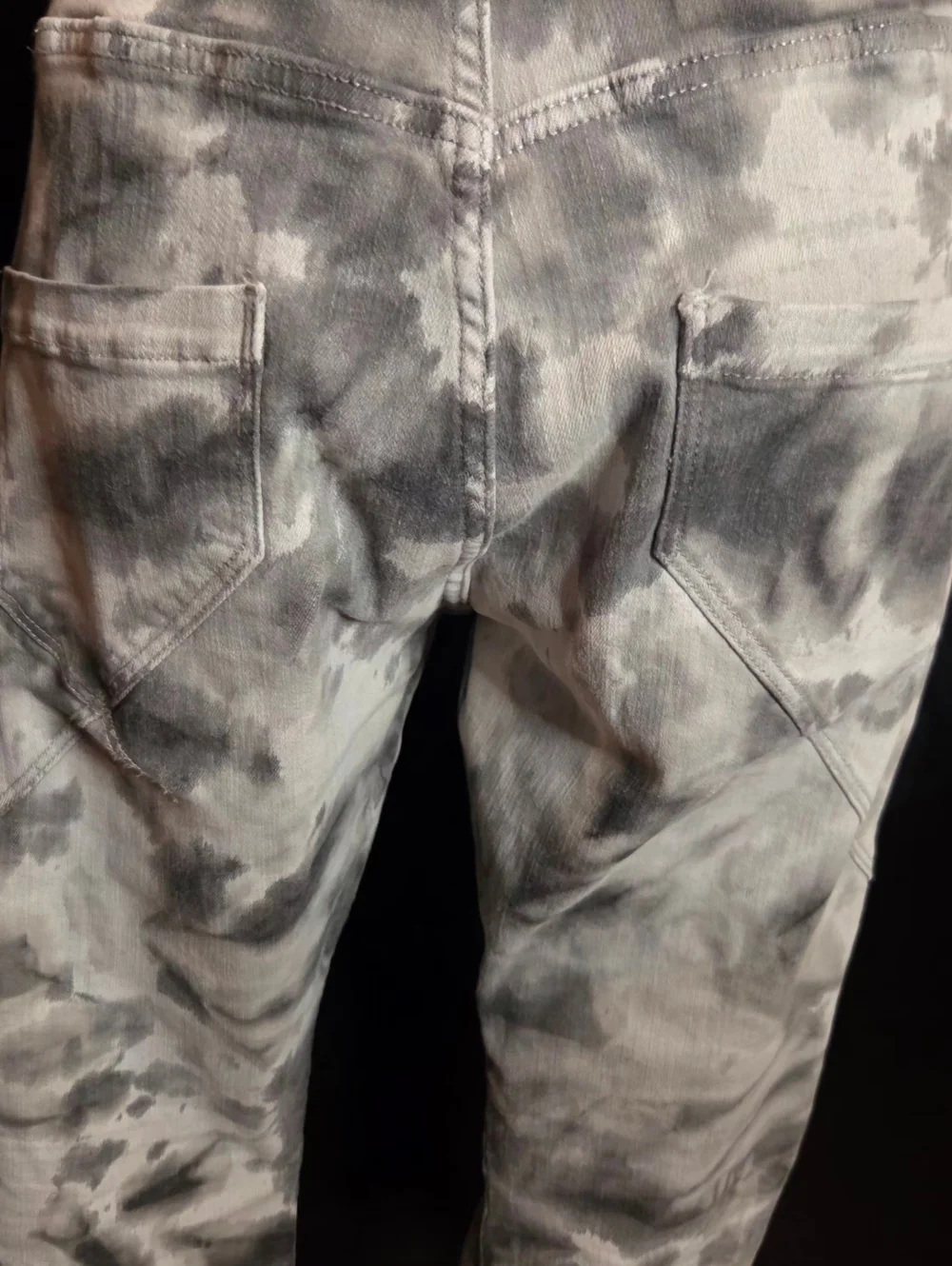 ✨️UPDATED✨️Sexy Woman Italy SW1207 Grey Tie Dye Distressed Boyfriend Jeans -